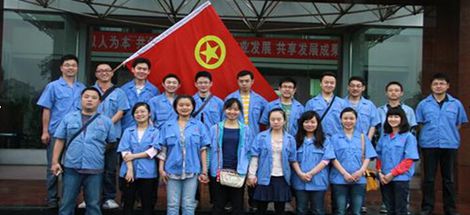 迎“五四”青年节 米兰（中国）青年到敬老院做义工